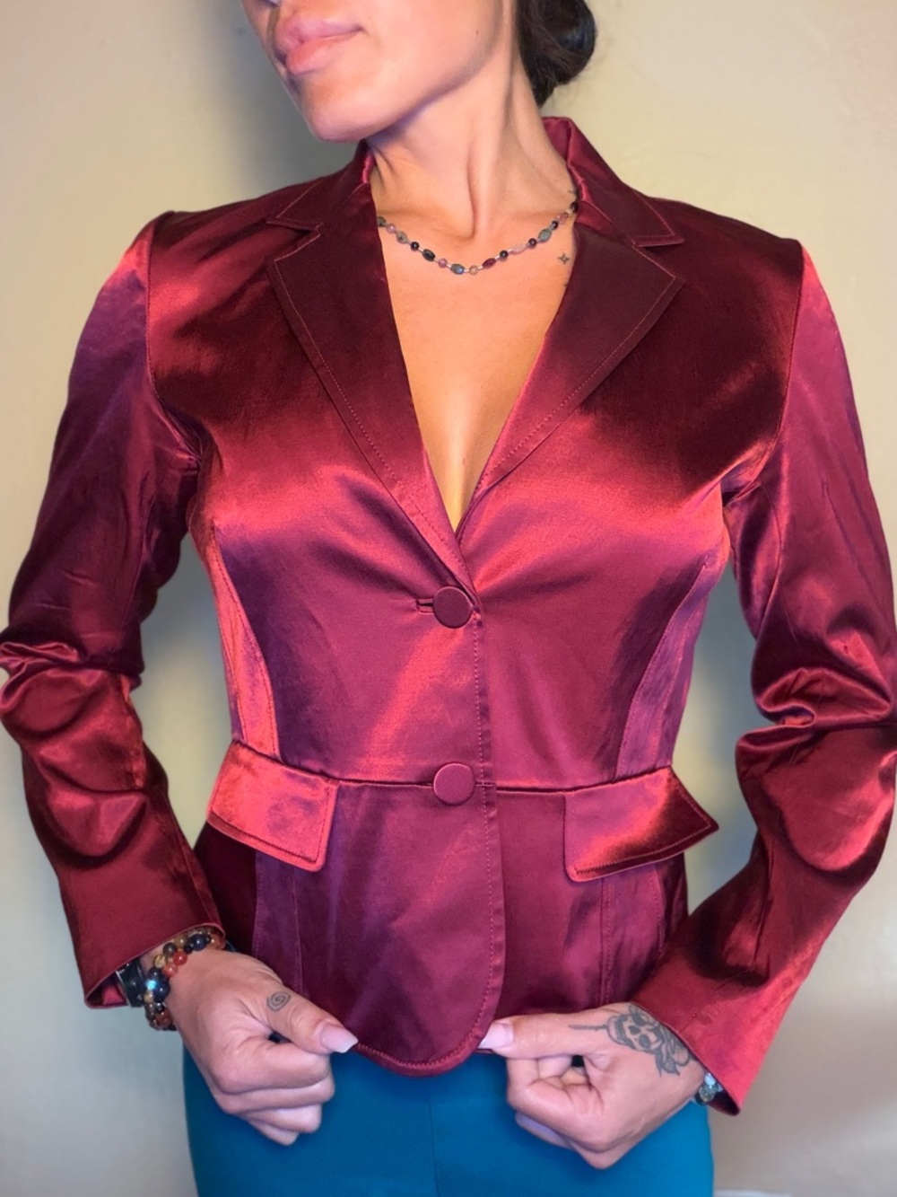 DKNY CITY Vintage Stylish Satin Burgundy Women's Blazer 90s High Fashion